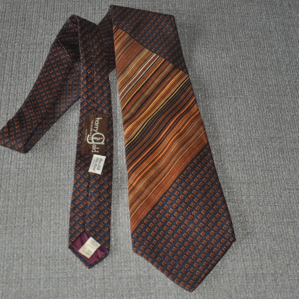 Vintage Yves Saint Laurent Paris YSL Wide 100% Silk Neck Tie Gold & Navy Stripe